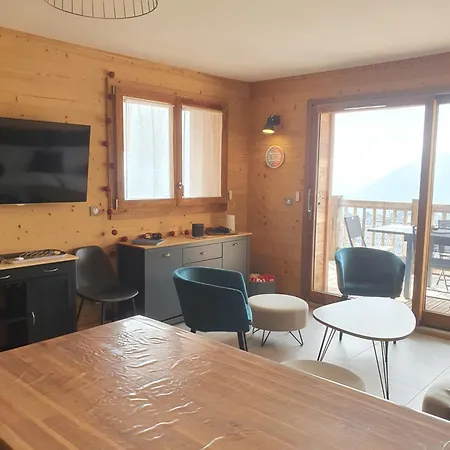 Apartment L'odyssee La Tousssuire, Skis Au Pied, Appt 8 Personnes *